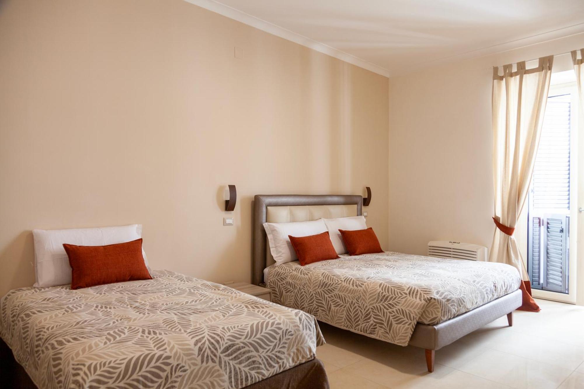 Opera 5 Hotel Napoli Ngoại thất bức ảnh